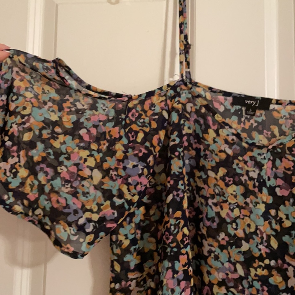 Colorful top - Picture 2 of 3
